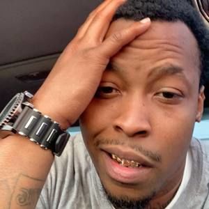 Meet your Posher, Dee